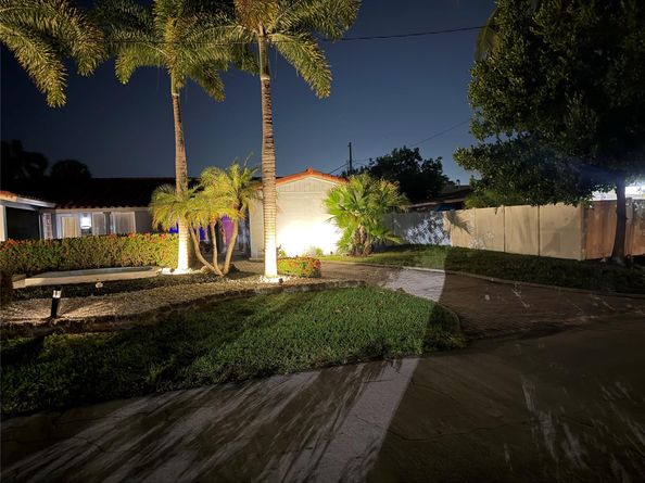 2820 NE 49th St, Fort Lauderdale FL 33308