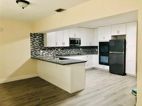 2820 NE 49th St, Fort Lauderdale FL 33308