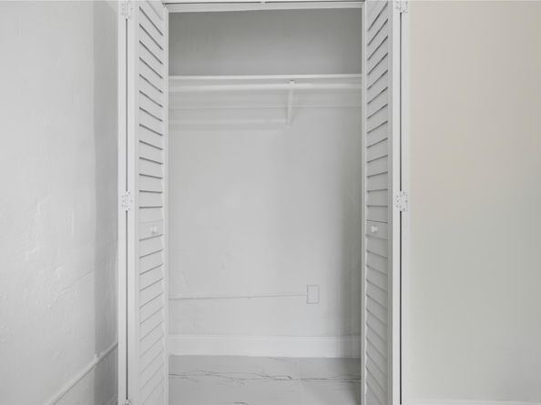 409 N 61st Ter, Hollywood FL 33024