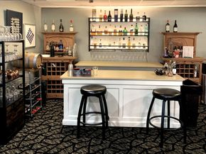 9720 S Hollybrook Lake Dr 204, Pembroke Pines FL 33025