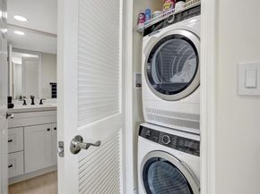 9720 S Hollybrook Lake Dr 204, Pembroke Pines FL 33025