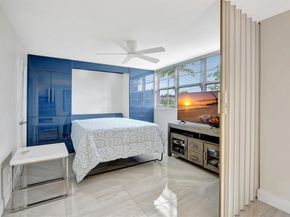 9720 S Hollybrook Lake Dr 204, Pembroke Pines FL 33025