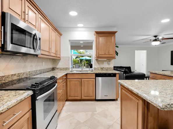 1560 SW 16th Street, Boca Raton FL 33486