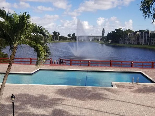 9531 Seagrape Dr 205, Davie FL 33324