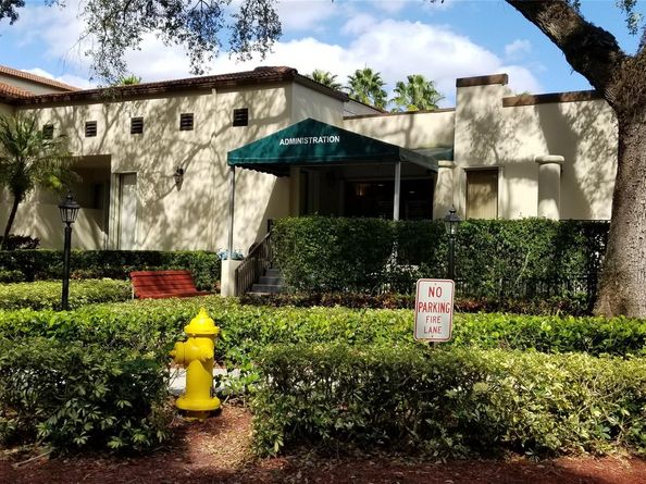 9531 Seagrape Dr 205, Davie FL 33324