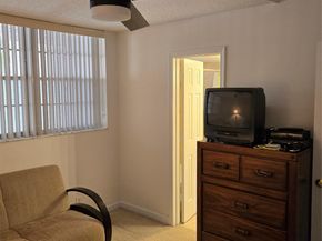 9531 Seagrape Dr 205, Davie FL 33324