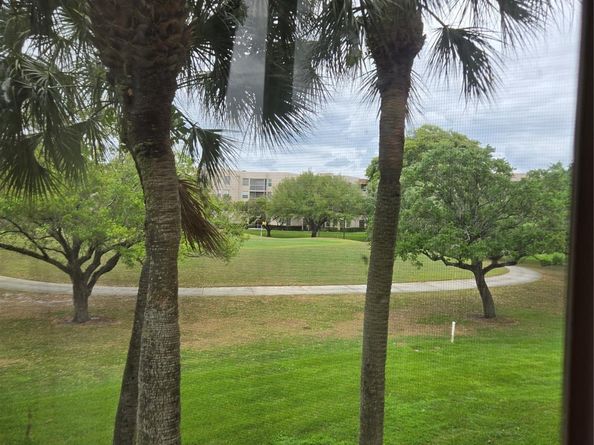 9531 Seagrape Dr 205, Davie FL 33324