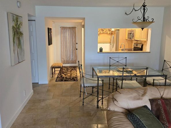 9531 Seagrape Dr 205, Davie FL 33324