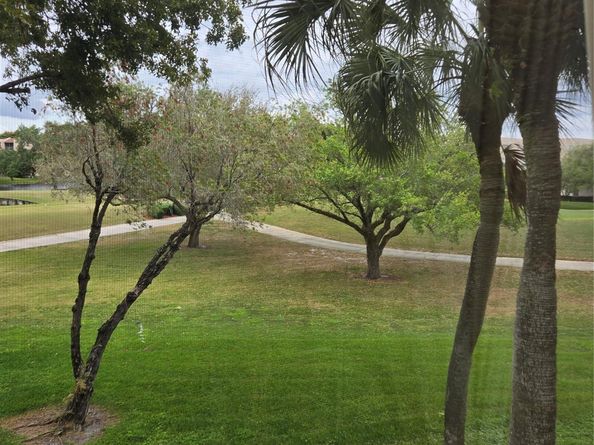 9531 Seagrape Dr 205, Davie FL 33324