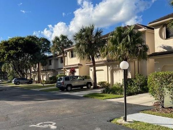 6358 W Longboat Ln 104, Boca Raton FL 33433