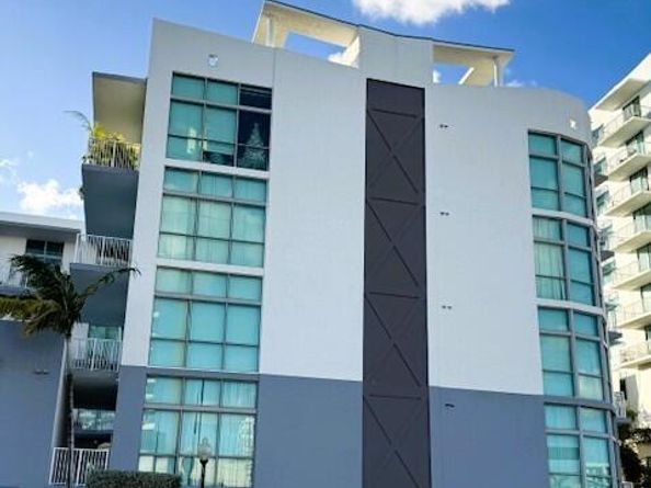 2100 Van Buren Street 215, Hollywood FL 33020