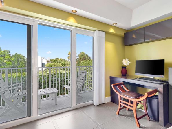 350 S Ocean Boulevard 206, Palm Beach FL 33480
