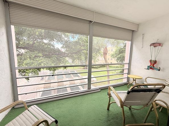 2851 Somerset Dr 316, Lauderdale Lakes FL 33311