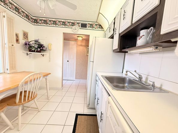 2851 Somerset Dr 316, Lauderdale Lakes FL 33311