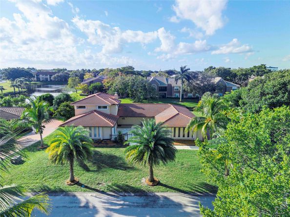 9030 NW 32nd St, Coral Springs FL 33065