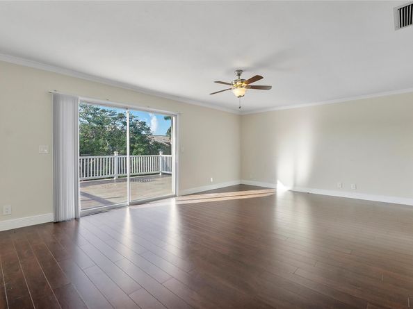 9030 NW 32nd St, Coral Springs FL 33065