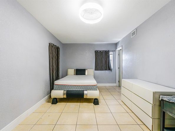 3730 NW 21st St 306, Fort Lauderdale FL 33311