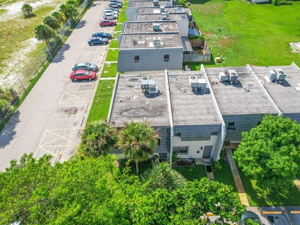 3730 NW 21st St 306, Fort Lauderdale FL 33311