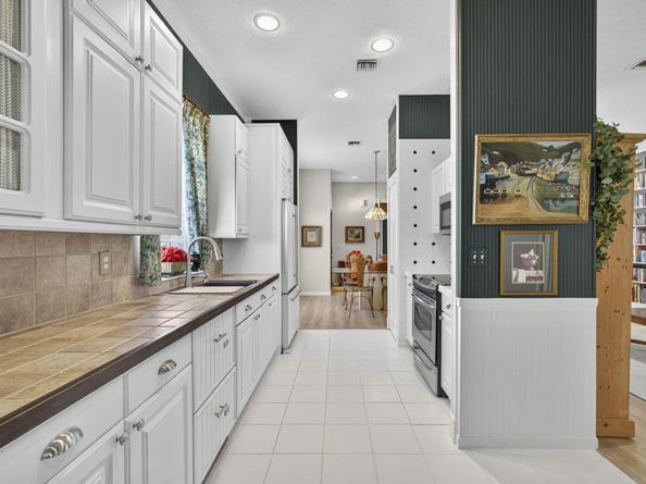 2596 Country Golf Drive, Wellington FL 33414