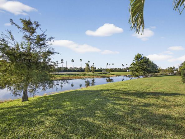 2596 Country Golf Drive, Wellington FL 33414