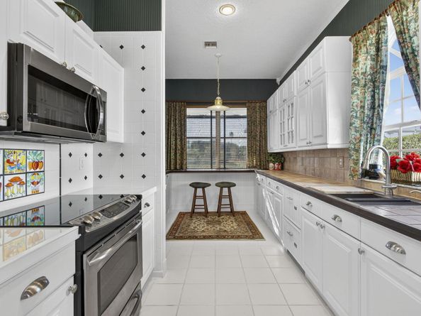 2596 Country Golf Drive, Wellington FL 33414