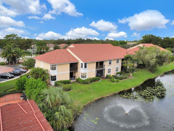 5861 Riverside Dr 206, Pompano Beach FL 33067