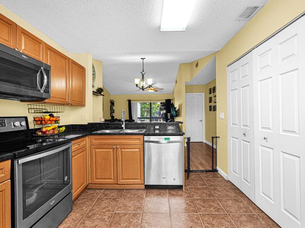 5861 Riverside Dr 206, Pompano Beach FL 33067