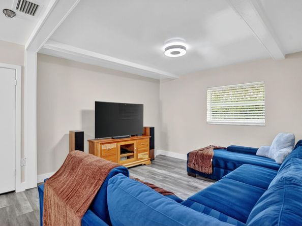 1650 NW 9th St, Boca Raton FL 33486