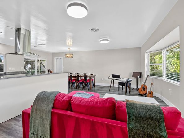 1650 NW 9th St, Boca Raton FL 33486