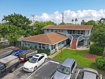 3440 NE 16th Terrace