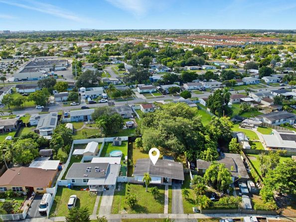 4140 SW 36th St, West Park FL 33023