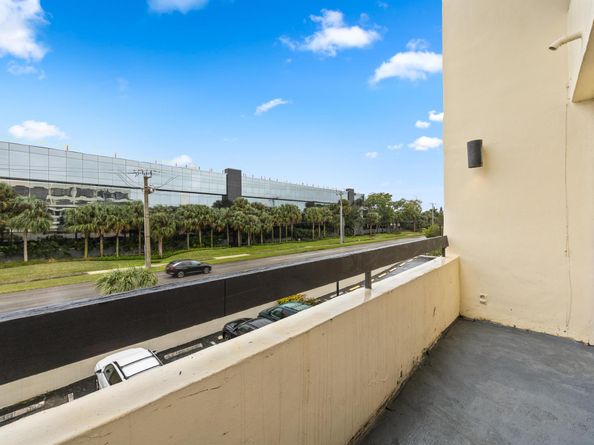 1401 S Federal Highway 204, Boca Raton FL 33432