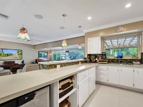 4221 NE 16th Ave, Oakland Park FL 33334