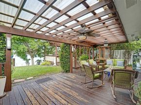 4221 NE 16th Ave, Oakland Park FL 33334