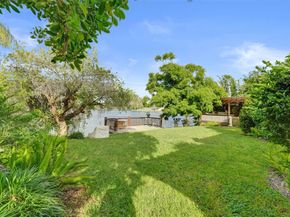 4221 NE 16th Ave, Oakland Park FL 33334