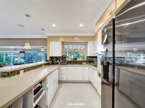 4221 NE 16th Ave, Oakland Park FL 33334