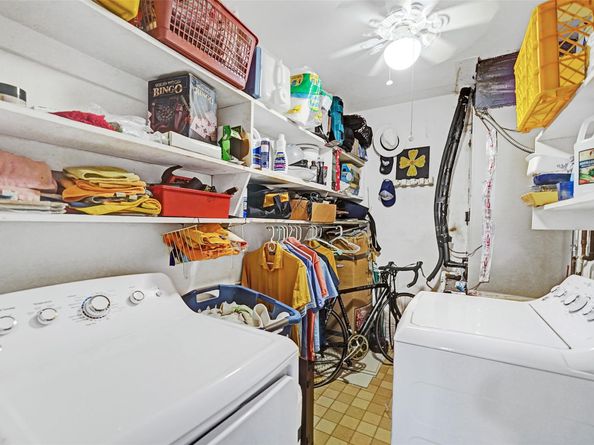 4221 NE 16th Ave, Oakland Park FL 33334