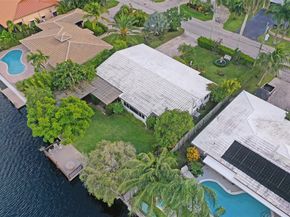 4221 NE 16th Ave, Oakland Park FL 33334