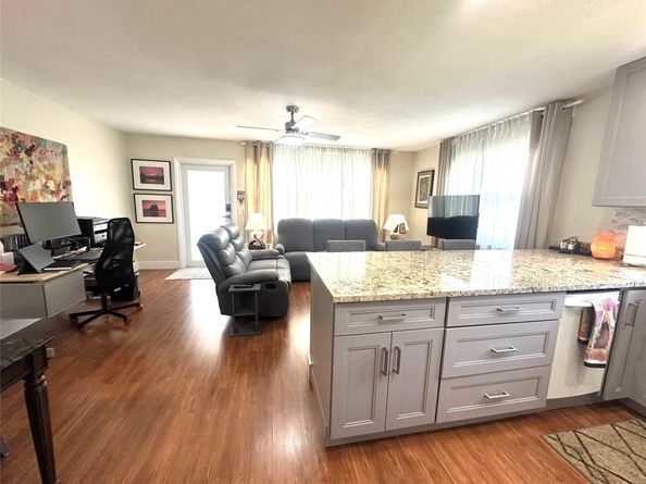 528 Tilford X 528, Deerfield Beach FL 33442