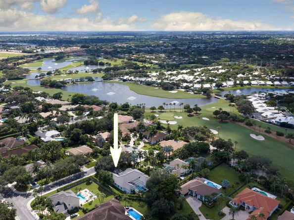 2557 Seminole Circle, West Palm Beach FL 33409