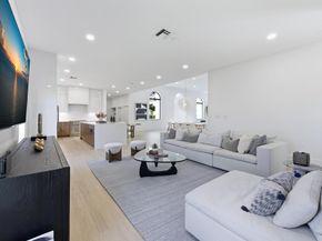 2557 Seminole Circle, West Palm Beach FL 33409