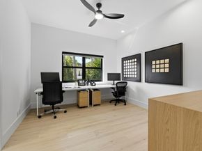 2557 Seminole Circle, West Palm Beach FL 33409