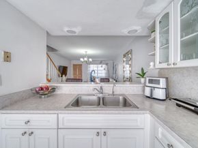 2612 W 54th Pl Unit 204, Hialeah FL 33016