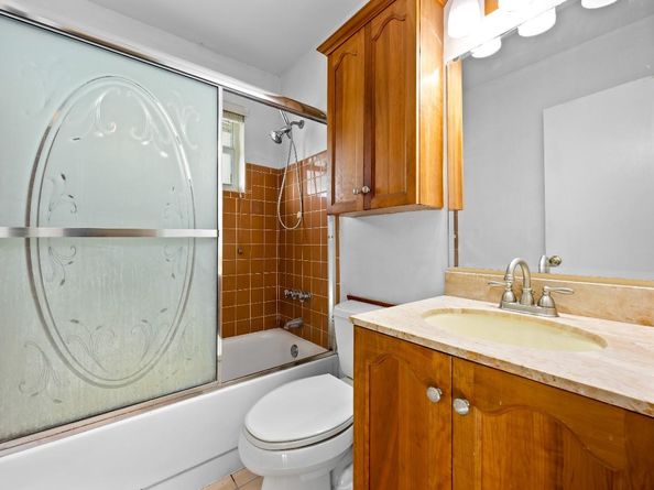 4161 NW 12th Ave, Fort Lauderdale FL 33309