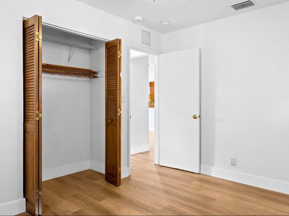 4161 NW 12th Ave, Fort Lauderdale FL 33309