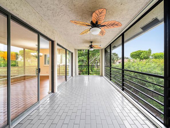 5750 Fairway Park Court 201, Boynton Beach FL 33437