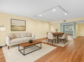 5750 Fairway Park Court 201, Boynton Beach FL 33437