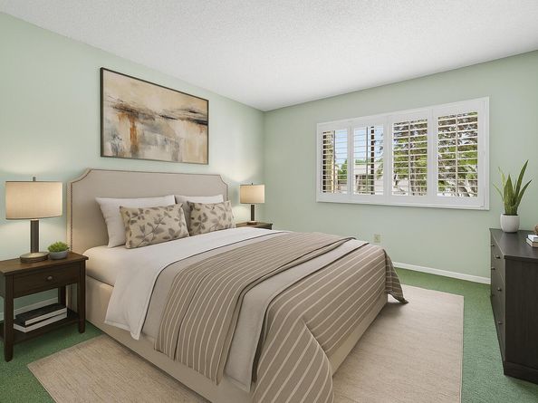 5750 Fairway Park Court 201, Boynton Beach FL 33437