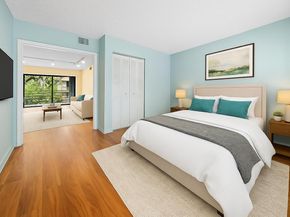 5750 Fairway Park Court 201, Boynton Beach FL 33437
