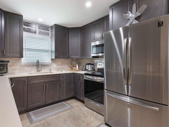 128 Barcelona Drive, Royal Palm Beach FL 33411